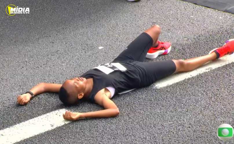 Sisilia Ginoko Panga vence a 100ª São Silvestre Feminina