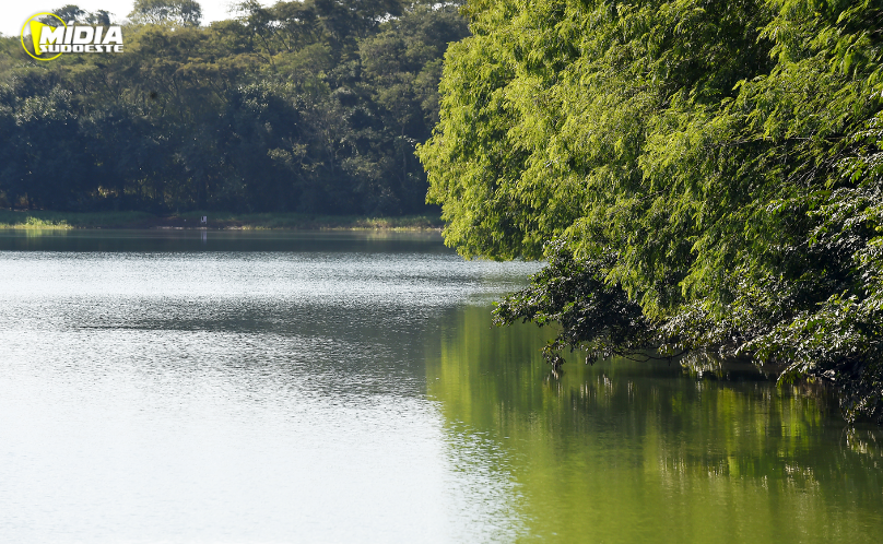 IAT emitiu 2.548 outorgas para o uso da água no Paraná em 2025