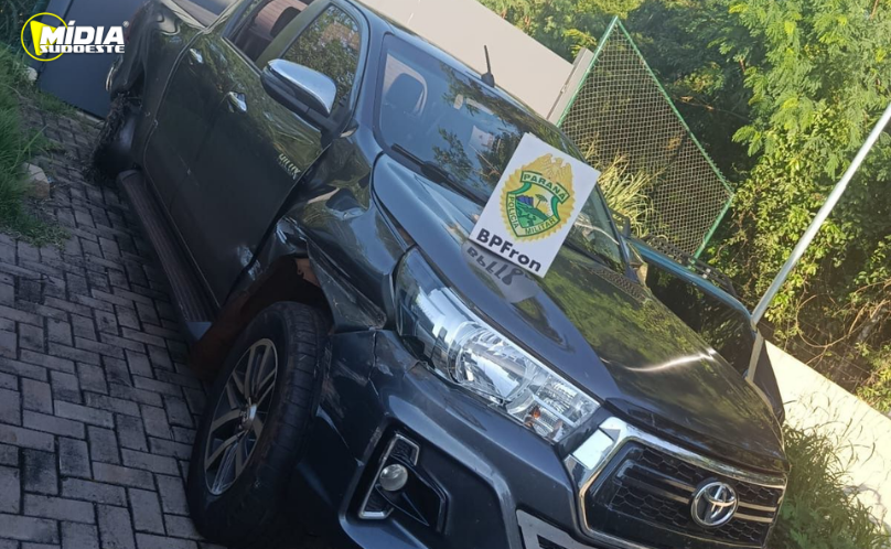 BPFRON recupera caminhonete furtada após perseguição e confronto armado