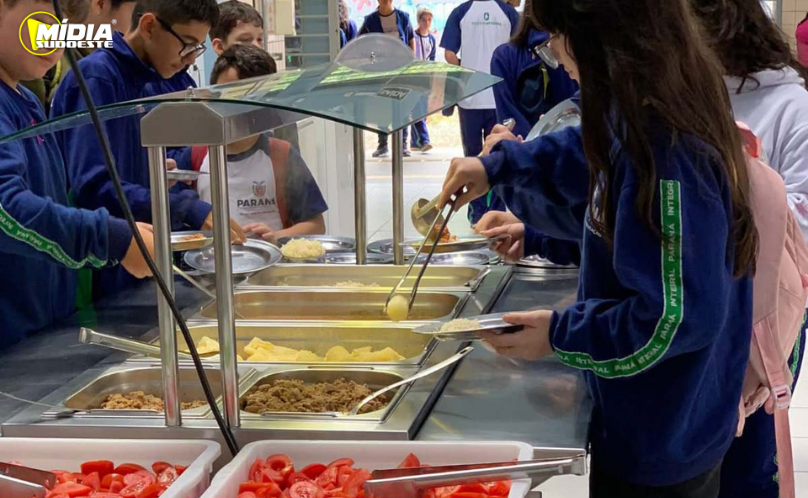 Paraná investe na alimentação escolar e amplia cardápio nas escolas