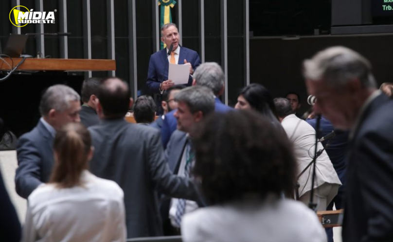 Lei determina que hospitais orientem pacientes sobre benefícios do INSS