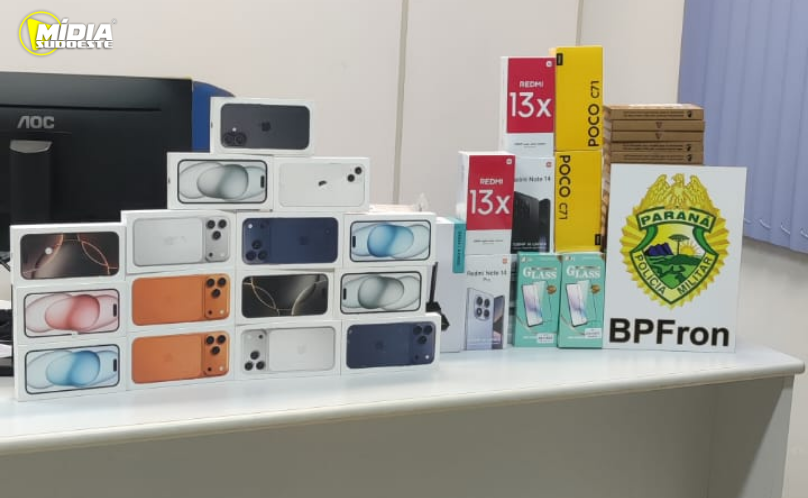 BPFRON apreende eletrônicos sem documentação em ônibus na PR-182