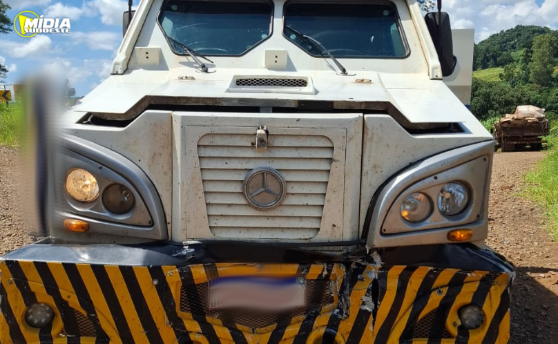 Acidente na PR 493 em Verê deixa apenas danos materiais