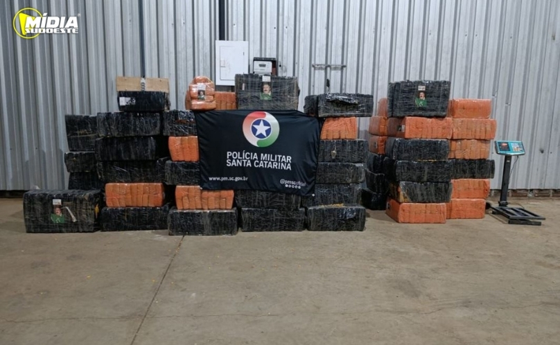 Polícia Militar localiza depósito com quase duas toneladas de maconha