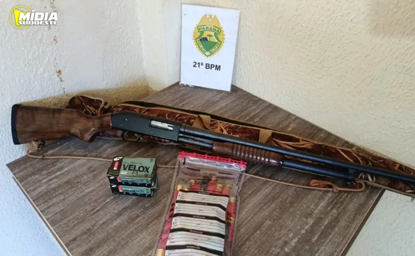 Mulher e enteado são presos com espingarda em Renascença