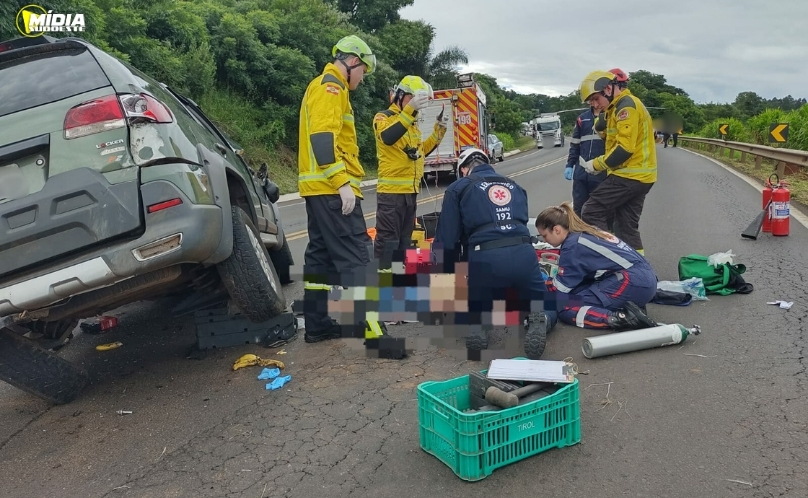 Acidente de trânsito resulta em morte e deixa duas pessoas feridas