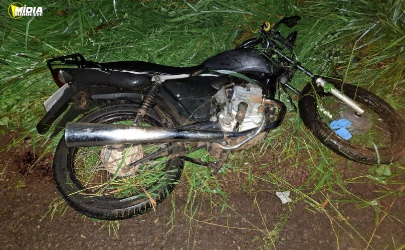 Dois Vizinhos: colisão entre motocicleta e veículo deixa dois feridos