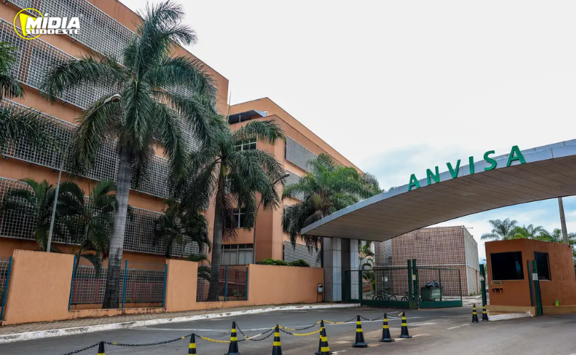 Anvisa determina recolhimento e suspensão de produtos alimentícios com glitter