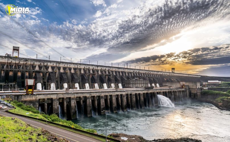 Itaipu repassa R$ 1,3 bilhão em royalties ao Brasil em 2025