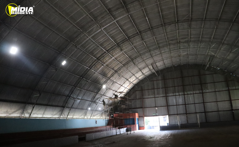 Bom Jesus do Sul investe mais de R$ 270 mil na reforma de ginásios municipais