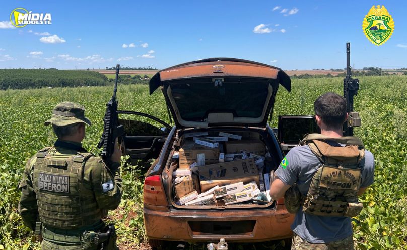 Fuga em estrada rural termina com apreensão de cigarros