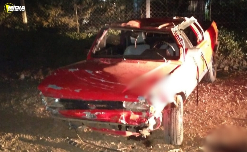 Acidente de capotamento mobiliza Corpo de Bombeiros e SAMU em Xanxerê