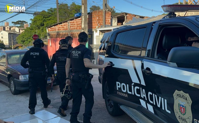 PCPR prende oito pessoas em três estados durante operação