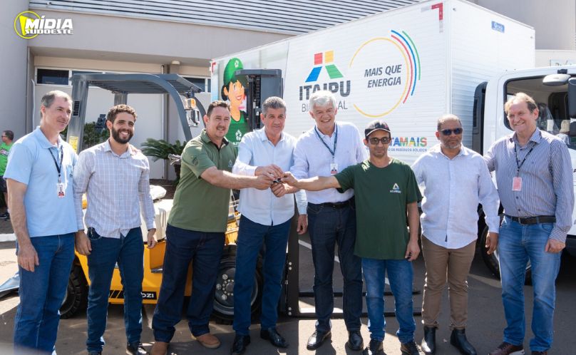 Itaipu investe em reciclagem e entrega equipamentos