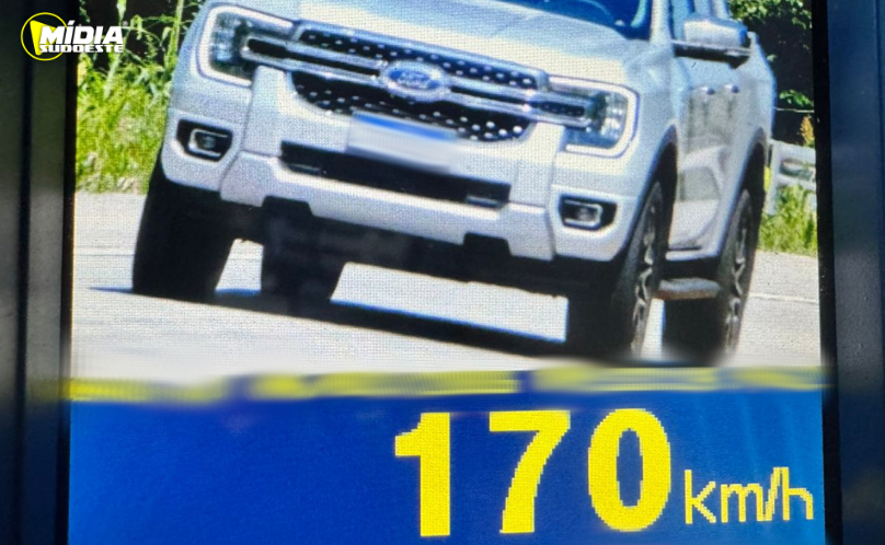 Veículo é flagrado a 170 km/h na PRC-280