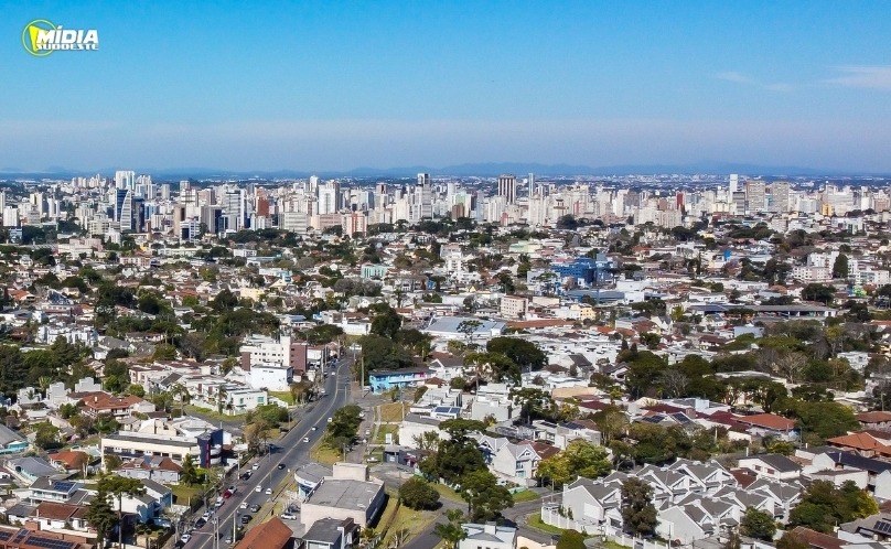 Temperaturas ficam dentro da média e chuva foi irregular em fevereiro