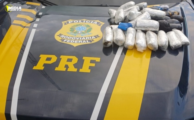 PRF prende motorista transportando haxixe em veículo de passeio