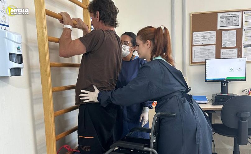 Paciente inicia fisioterapia após aplicação experimental de polilaminina