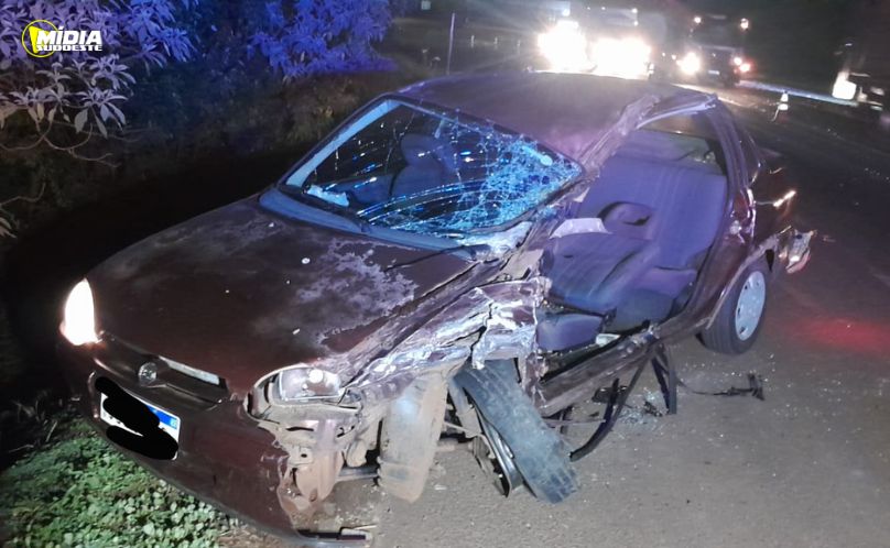 Jovem fica gravemente ferido após acidente