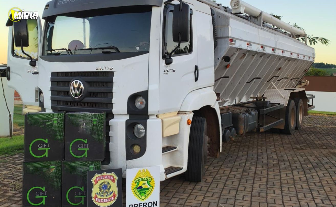 BPFRON apreende caminhão carregado com cigarros contrabandeados