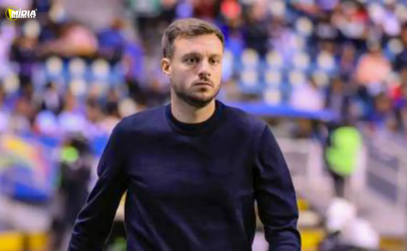 Botafogo demite técnico Martín Anselmi