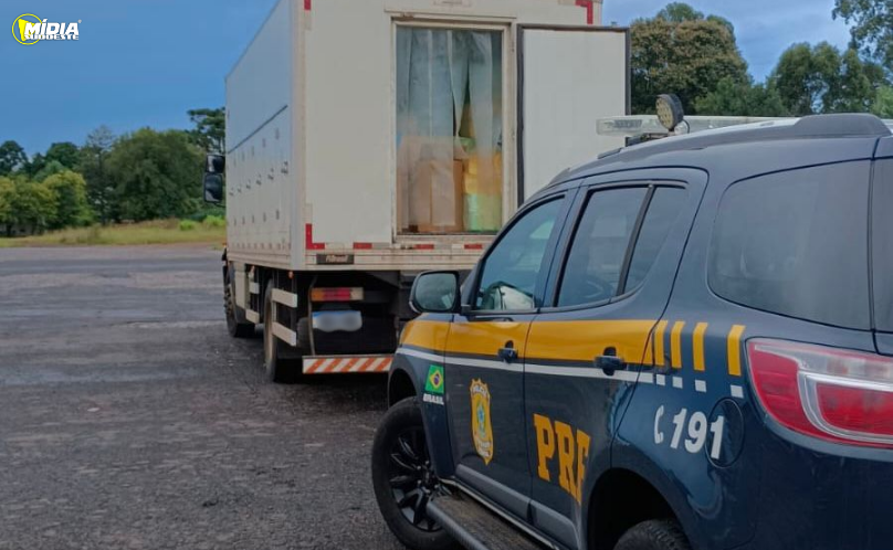 PRF apreende contrabando escondido em carga de sorvete na BR-277
