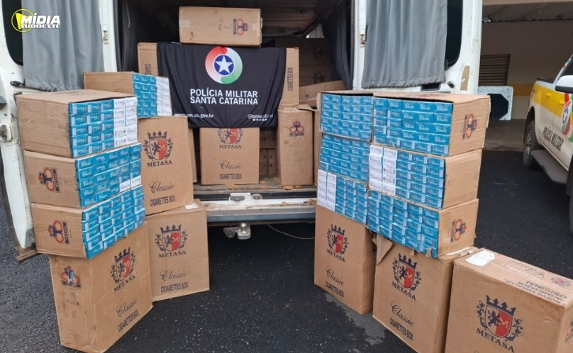 Mulher é presa com carga de cigarros contrabandeados