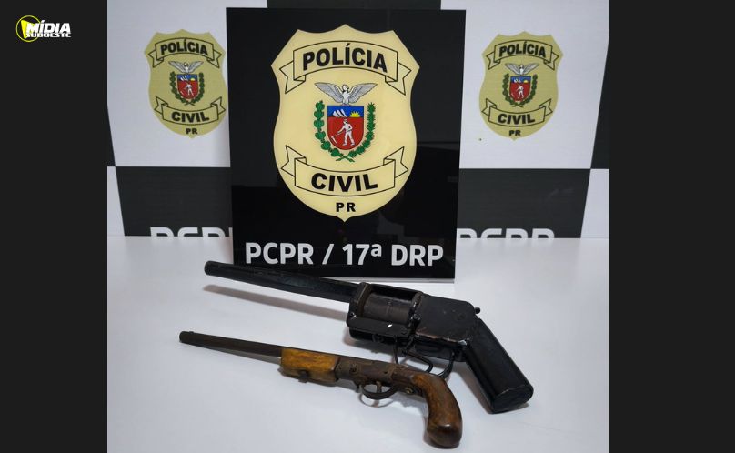 Polícia Civil prende mulher por posse ilegal de armas de fogo
