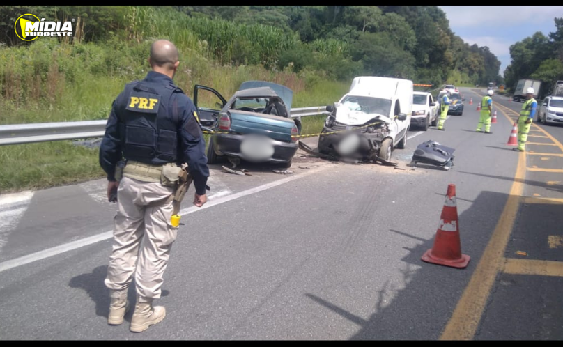 Uma morte e dois feridos em acidente na BR-476