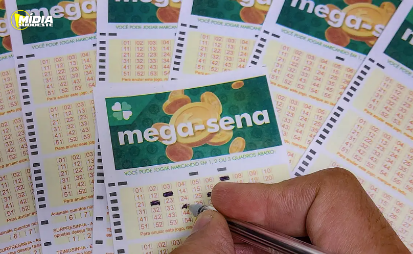 Mega-Sena acumula e prêmio principal vai para R$ 17 milhões