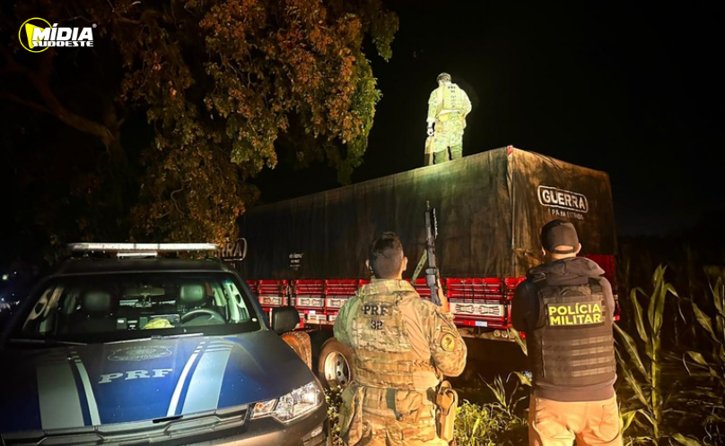 Caminhão desgovernado transportava cerca de 250 mil maços de cigarros