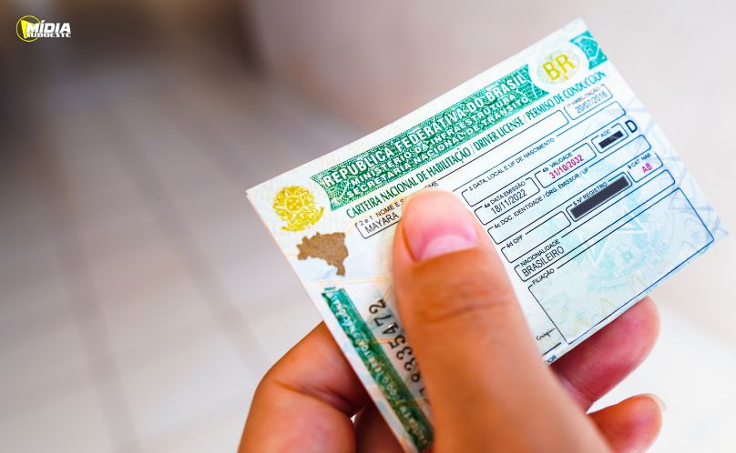 Detran-PR divulga lista de 4 mil selecionados no primeiro edital da CNH Social