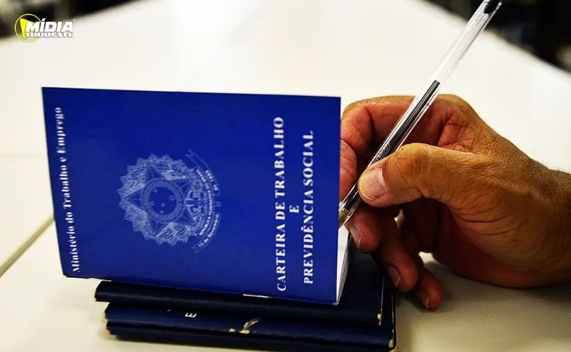 Brasil bate recorde de trabalhadores que contribuem para a Previdência