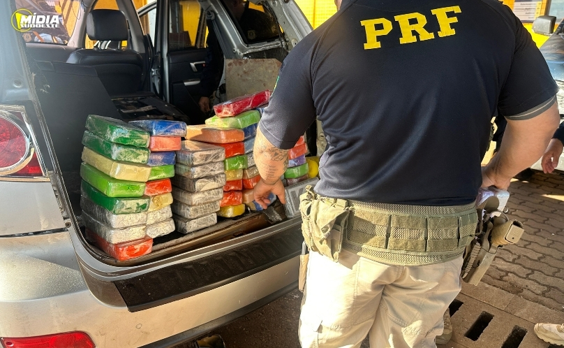 Mãe e filho são detidos com carga de drogas