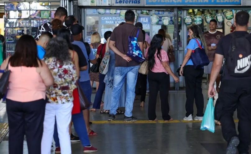 Mega-Sena acumula e prêmio principal vai para R$ 7,5 milhões