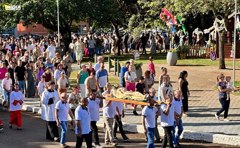 Sexta-feira Santa: o silêncio da cruz que toca o coração