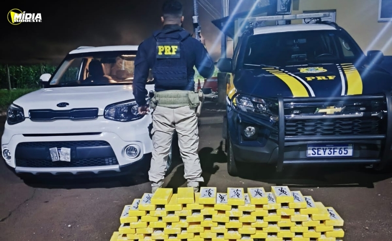 PRF apreende quase 100 kg de cocaína em carro na BR-277