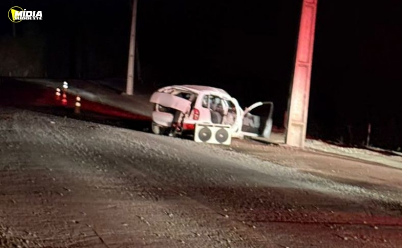 Grave capotamento deixa homem ferido na SC-283