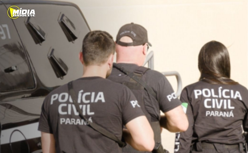 Dupla é presa por explorar idosa com drogas e aplicar golpes