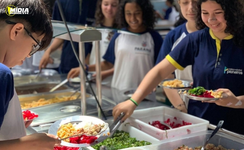 Alunos passam a avaliar merenda em escolas da rede estadual do Paraná