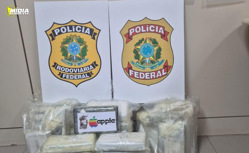 PRF e PF apreendem mais de 45 quilos de cocaína em caminhonete na BR-376