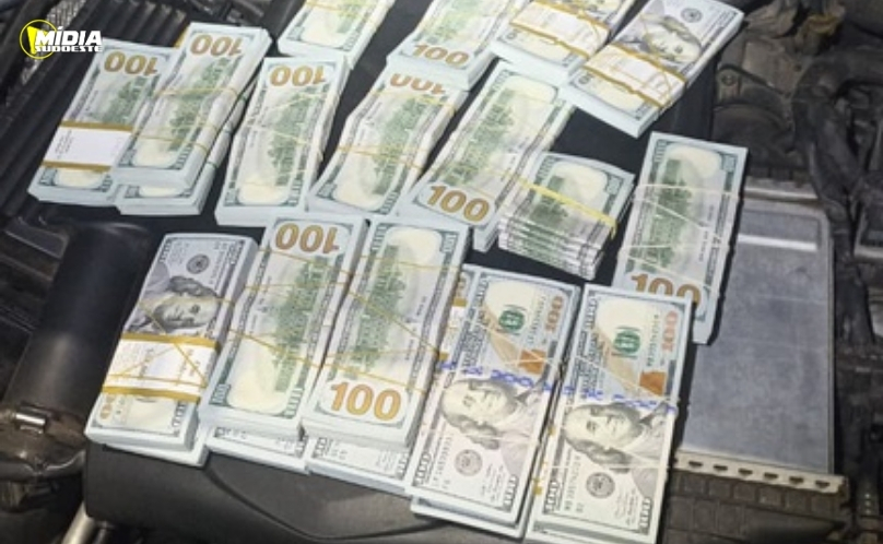 PRF apreende mais de US$ 200 mil escondidos em motor de Mercedes