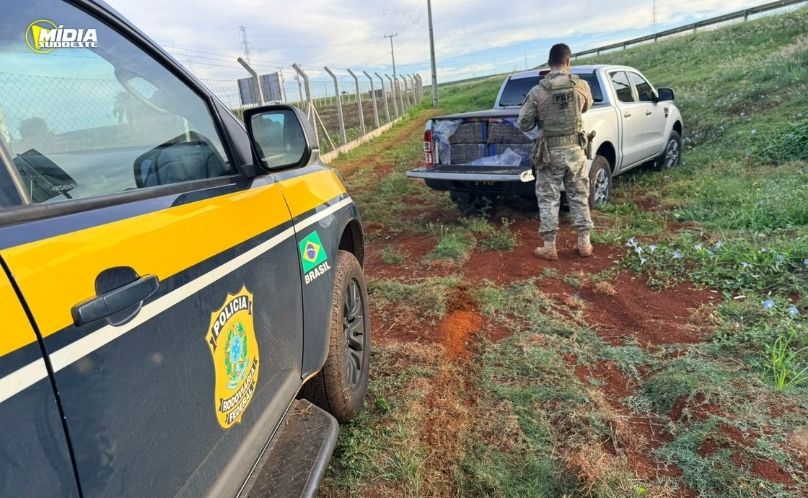 PRF apreende quase 1 tonelada de maconha após perseguição