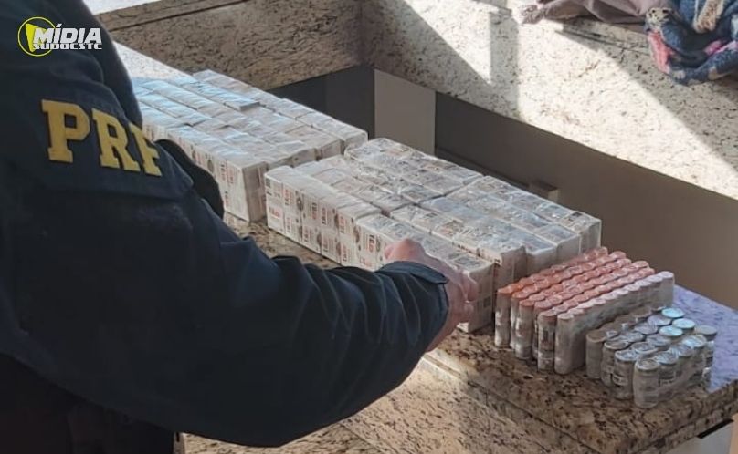 PRF apreende mais de mil ampolas de medicamentos irregulares