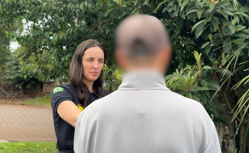 Latidos de cães na madrugada é alvo de reclamação no Bairro Princesa Isabel