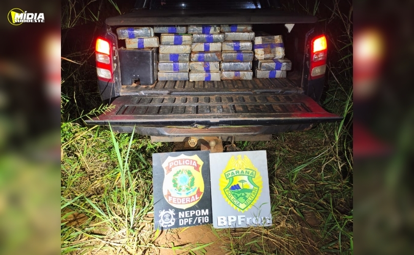 Polícia encontra 422 kg de maconha em porto clandestino