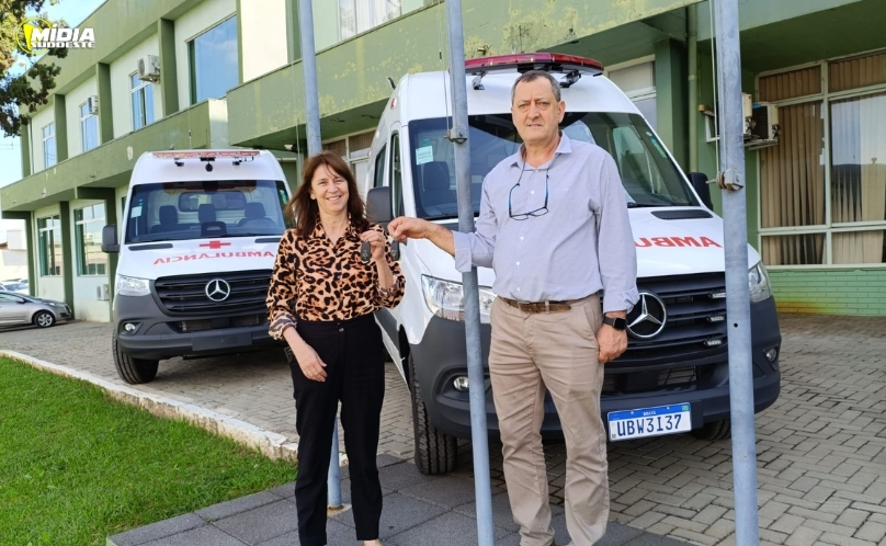 Marmeleiro amplia frota da Saúde com novas ambulâncias