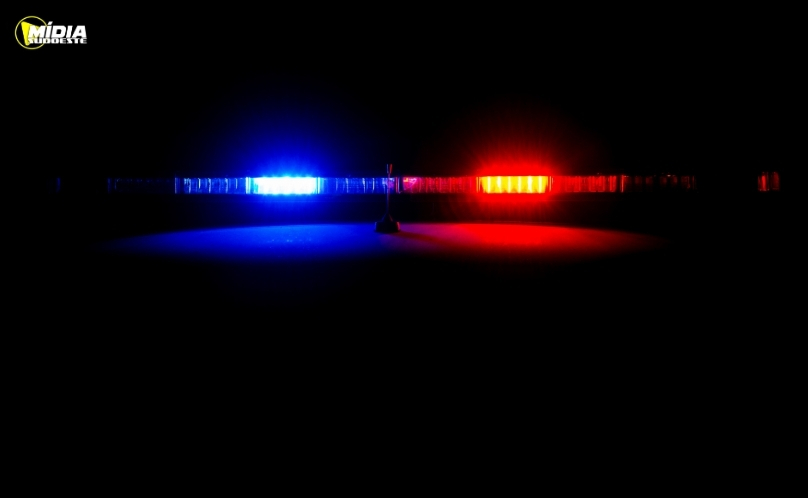 Adolescentes são flagrados com maconha dentro de colégio