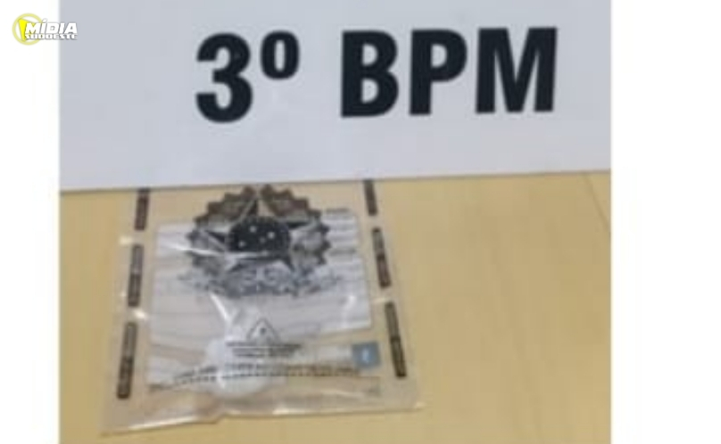 PM apreende maconha durante abordagem