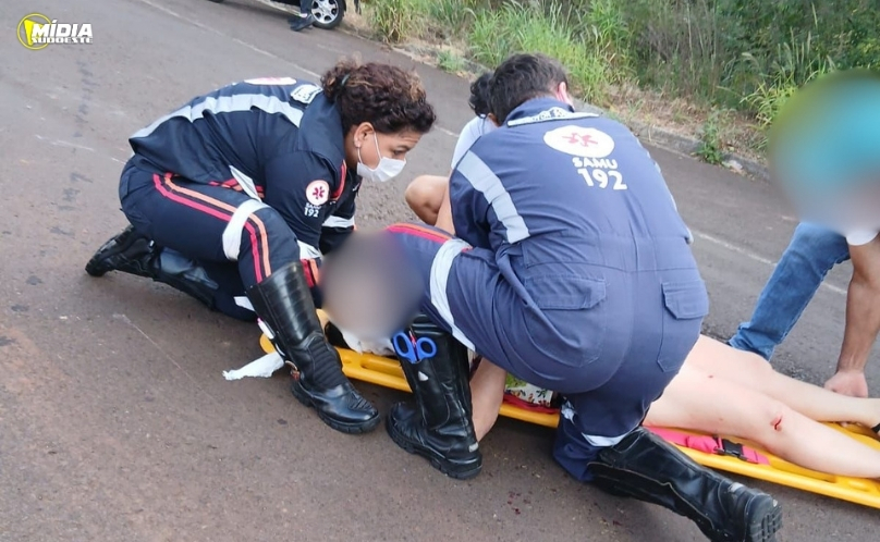 Queda de triciclo elétrico deixa duas mulheres feridas